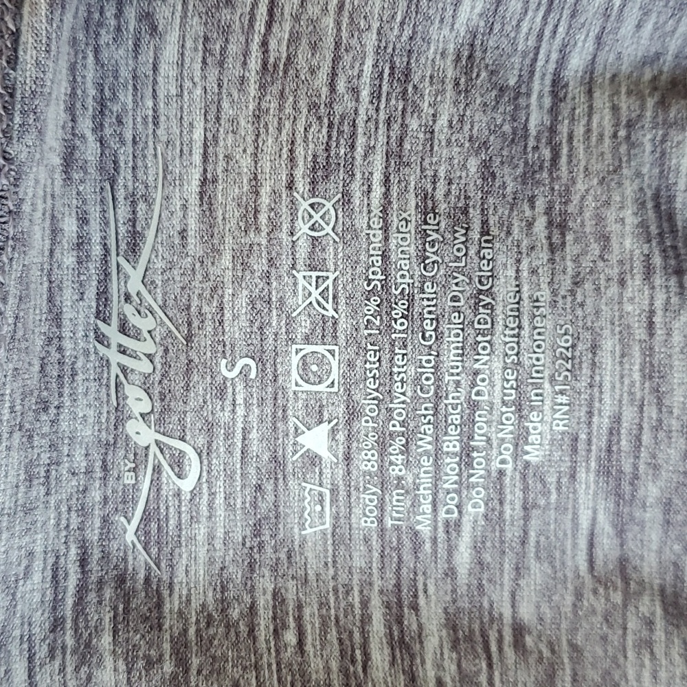 NWT Gottex scoop neck long sleeve-Sz Small🤩 Heather gray, form fitting ♥️ - Picture 2 of 9